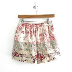 Patchwork Floral Elastic-Waist Women’s Shorts - Pink Cream